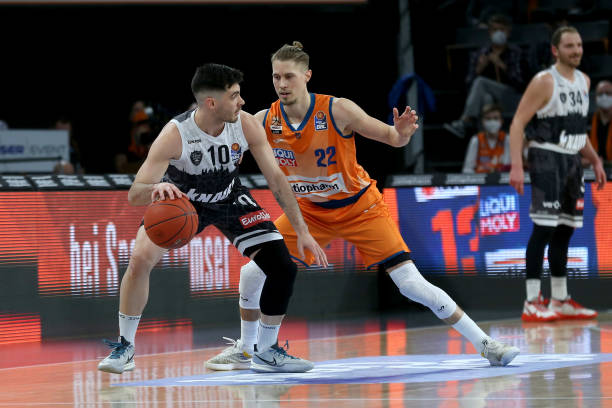 守和篮板能 守和篮板能